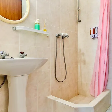 Bela Guest house 3*