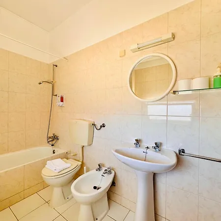 Гостьовий будинок Bela 3*